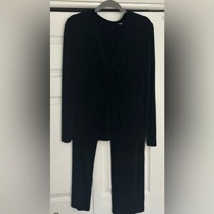 Chico's Travelers long sleeve top and pant set